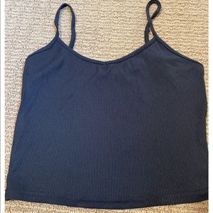 Black cropped tank top